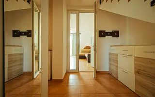 Exclusivitate - Sanpetru, casa cu priveliște deosebită - Poză 19