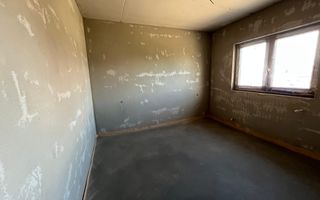 Duplex de vânzare - 125mpu și 230mp curte | Sura Mica - Poză 7