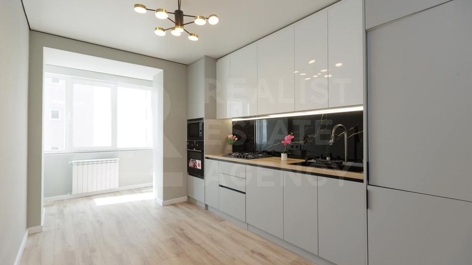 Vânzare, apartament, 2 camere +living, bul. Mircea cel Bătrân, Ciocana - Poză 6