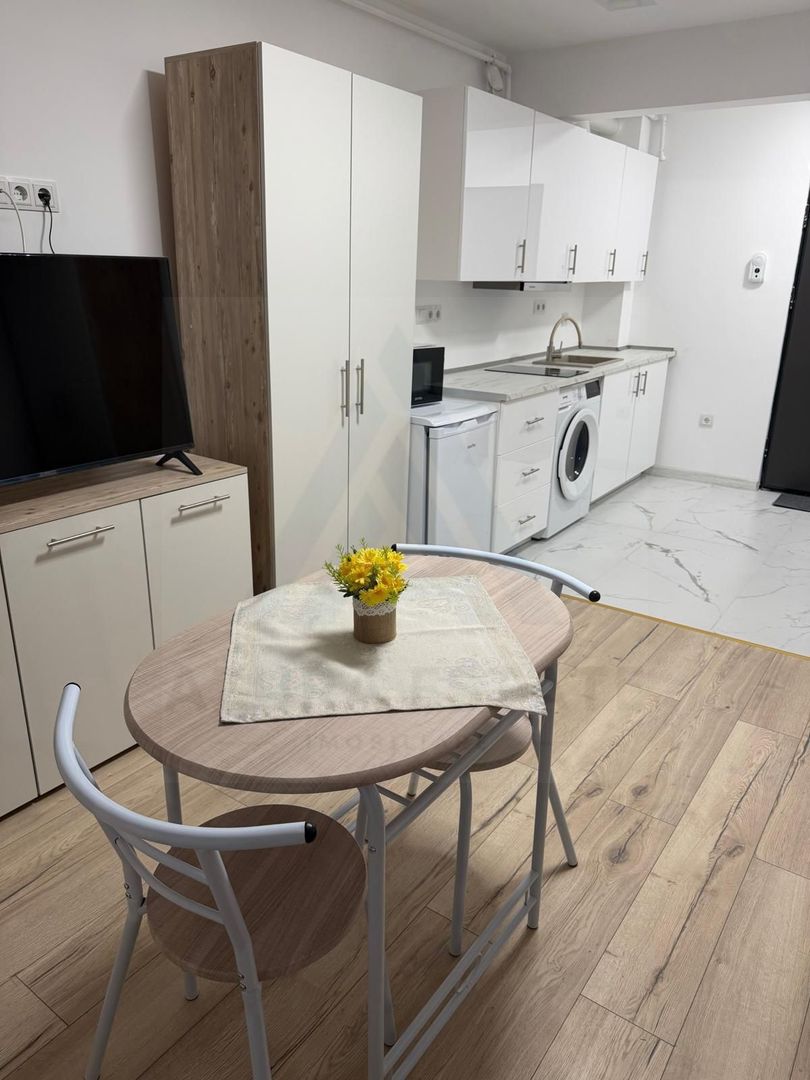 Studio complet mobilat etaj 1 zona Lazaret - Poză 4
