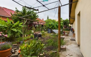 Apartament  2 camere la curte comună - Poză 11