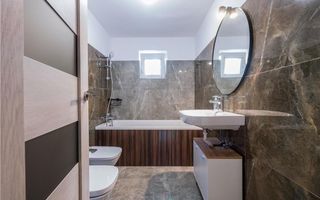 VAND Vila Recent Renovata la 10 minute de Piata Unirii - Poză 6