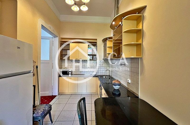 Casă de închiriat cu 3 camere în zona centrală,Oradea - Poză 7