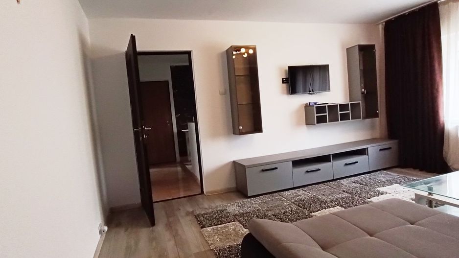 Apartament cu 3 camere pretabil birou sau locuinta in Brasov - Poză 11
