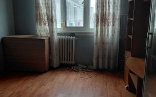 Apartament 2 camere, etaj 4/4, Micro 19 ,liber. - Poză 2