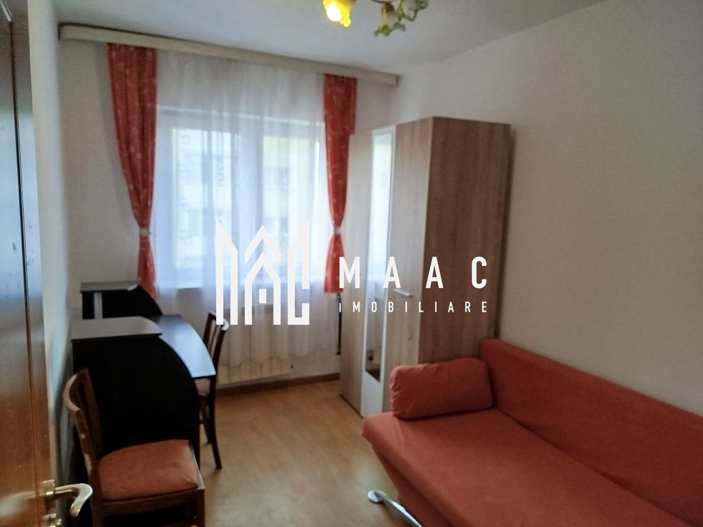 Apartament 3 camere  | Etaj 3 | 60 MPU | Vasile Aaron - Poză 3