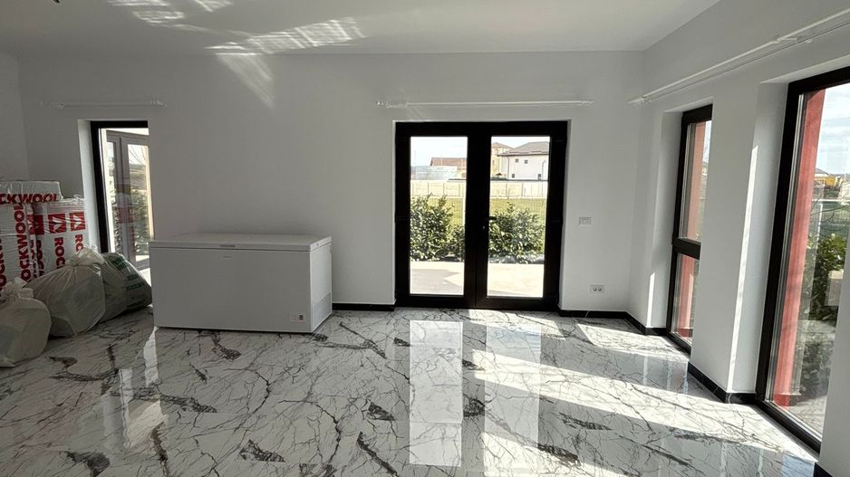 Oportunitate- Vila Individuala, Parter, semimobilata- Corbeanca - Poză 3