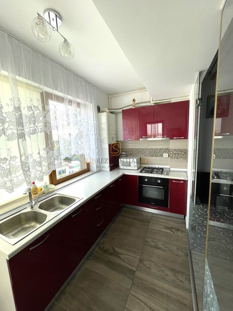 Apartament 3 camere de inchiriat, Cartierul Solar, loc de parcare - Poză 8