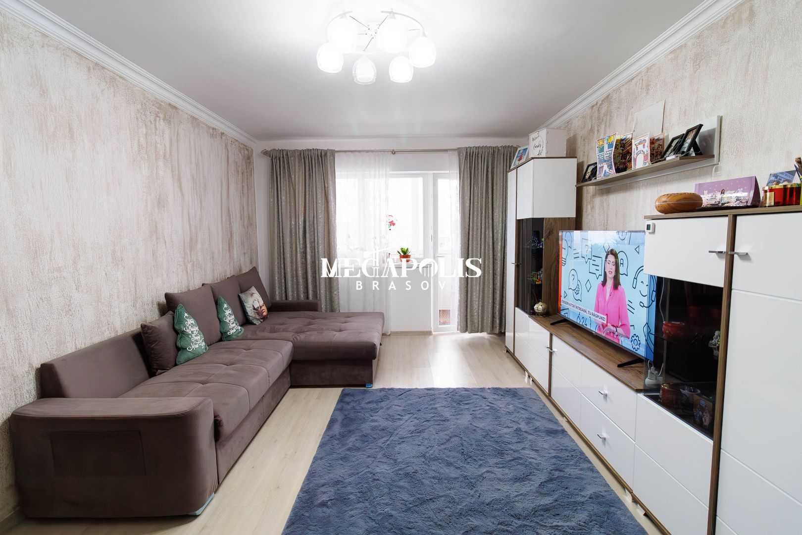 Apartament 2 Camere-Decomandat- Sanpetru Mobilat - Poză 1