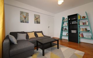 Piata Vicotoriei, 3 camere, centrala proprie - Poză 4