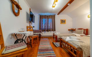 Casa + Pensiune deosebita - Orlat, Sibiu - Poză 23
