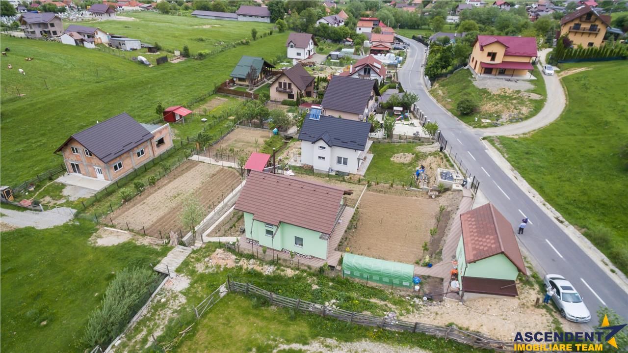 Teren intravilan, pe 1.500 mp, deschidere la asfalt, Zarnesti, Brasov - Poză 11