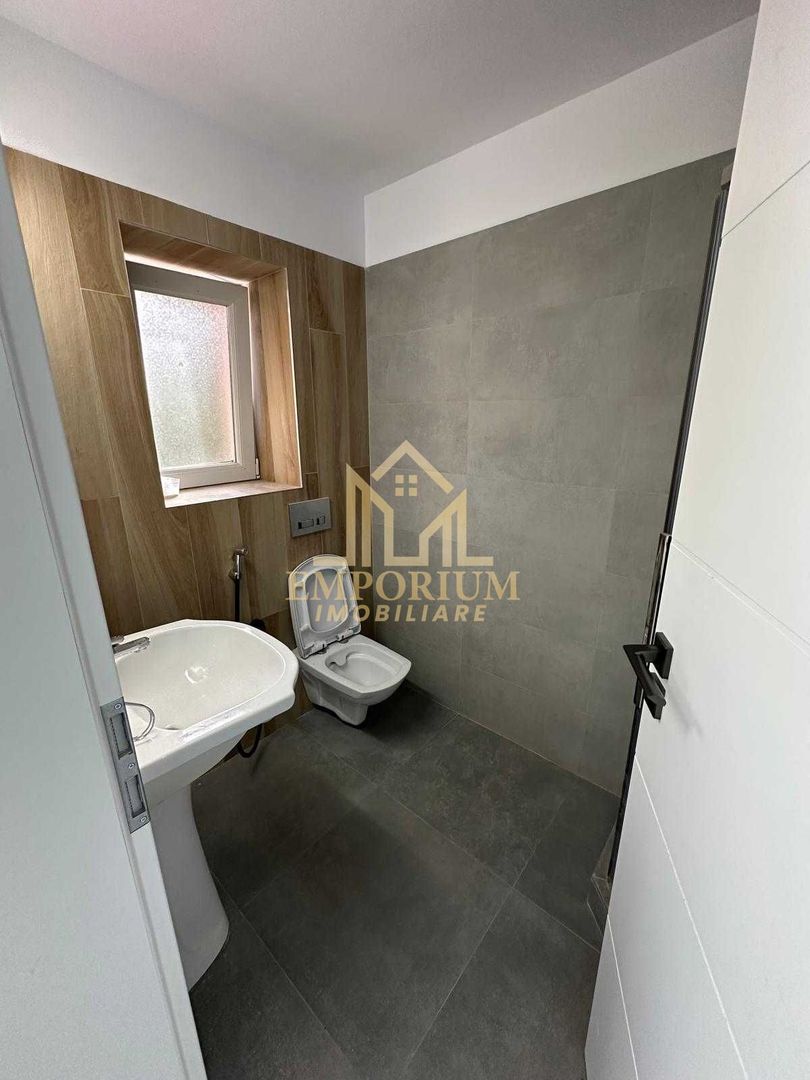 3 camere semidecomandate, Parcare, AC, Buna Ziua, Grand Hotel Italia - Poză 6