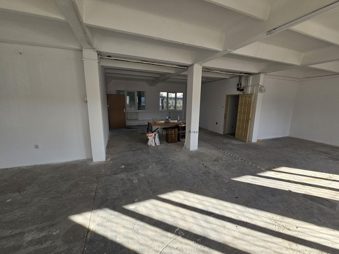 Clădire ideală pentru producție și birouri Bartolomeu - Poză 9