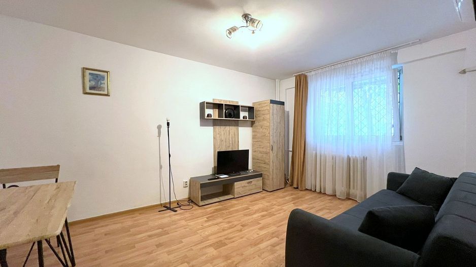 2 camere Str Veronica Micle-Victoriei-Titulesc - Poză 3