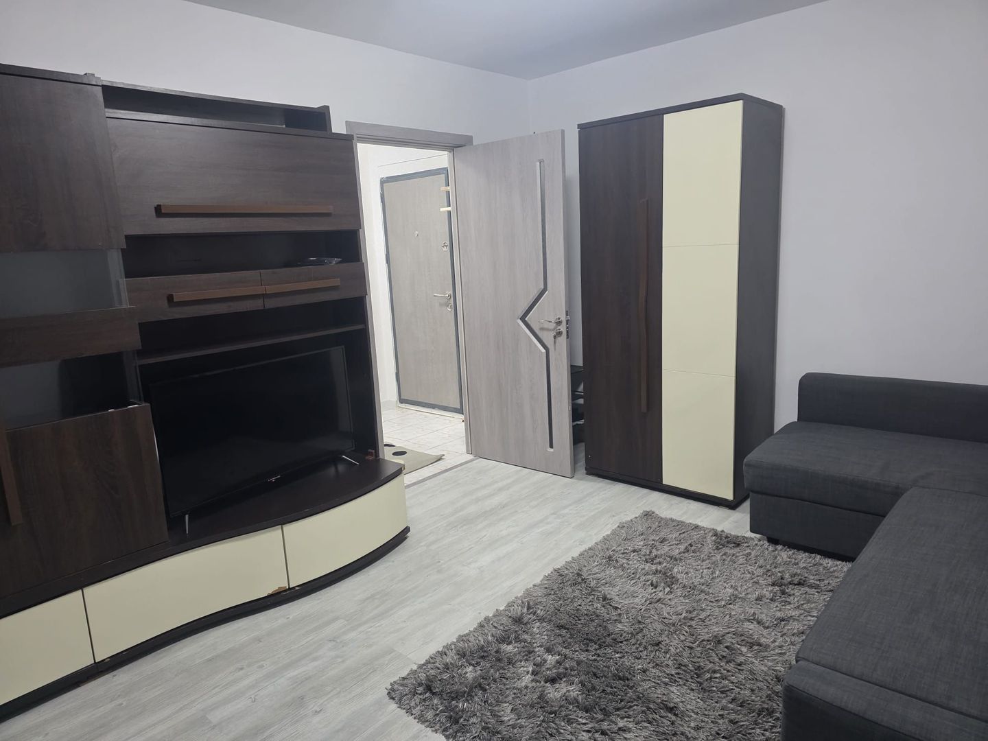 Garsoniera CF 1 Soseaua Gara Catelu - Poză 1