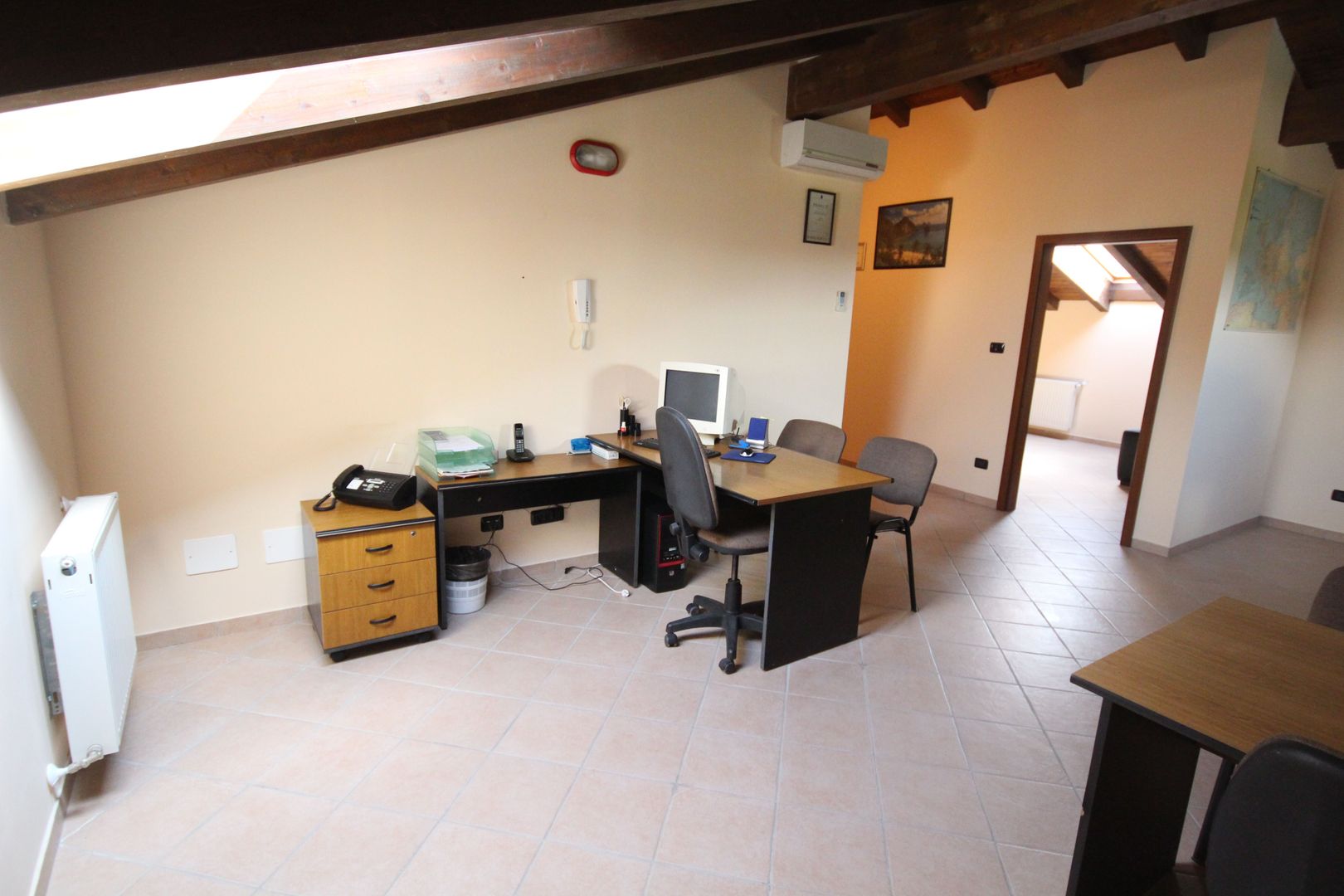 Duplex intreg plus imobil birouri. Comision 0% - Poză 19