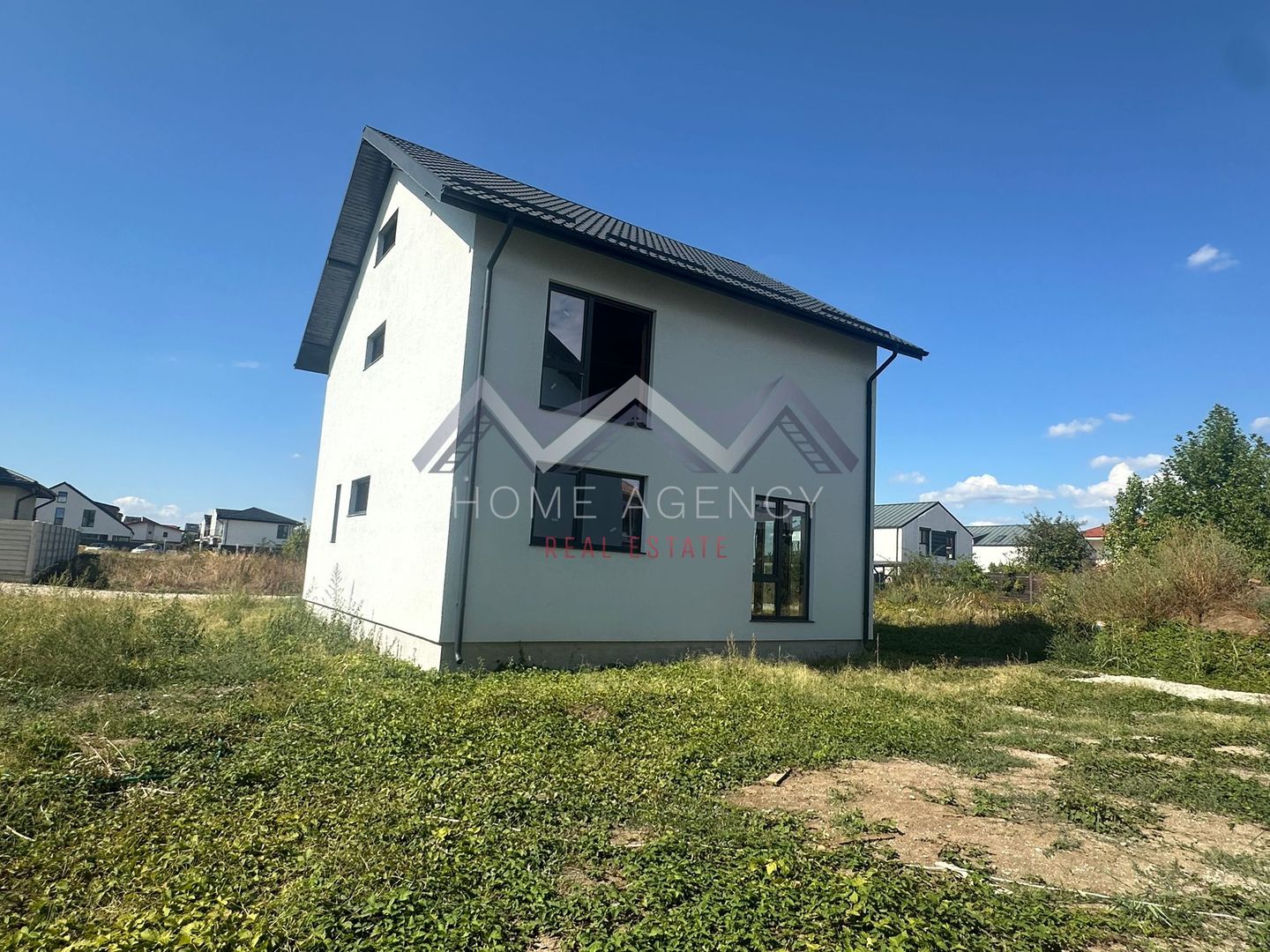 Casă individuală modernă în Otopeni – 190 mp construiți + mansardă locuibilă - Poză 2