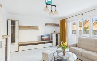 Apartament lux 3 camere de închiriat central Arad - Poză 1