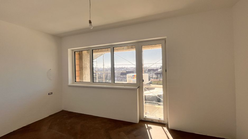 Apartament cu 2 camere   Et 2 I Suceava/BurdujeniI 71.500Euro - Poză 3