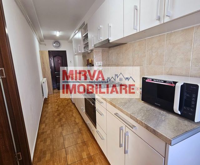 🏡 Apartament 3 camere + loc parcare + boxă – Zona Buna Vestire - Poză 12