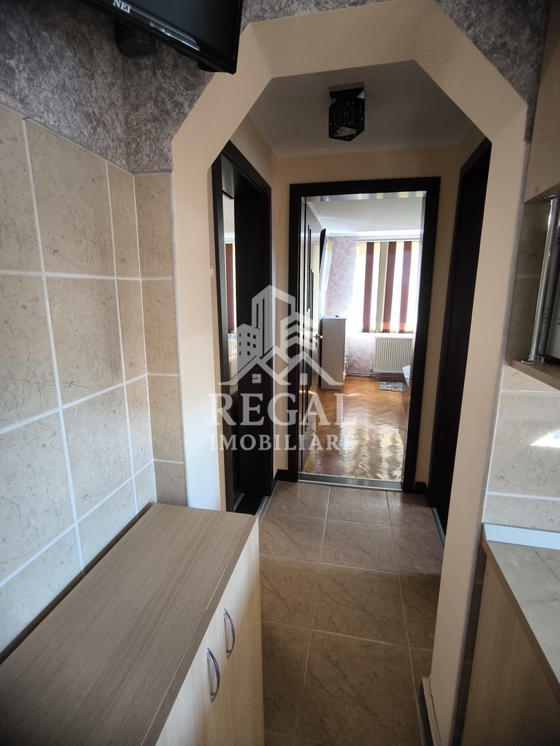 Apartament de închiriat cu două camere în Deva - Poză 2