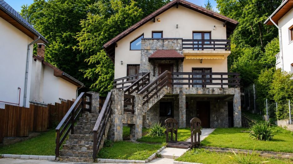 Oprtunitate | Vilă Sinaia | 5 Camere | Foișor - Poză 2