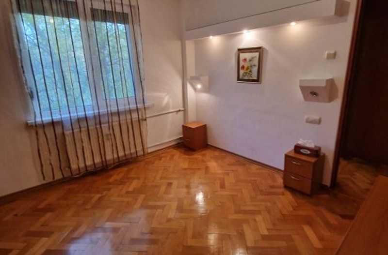 Vanzare apartament 2 camere Pajura - Poză 2