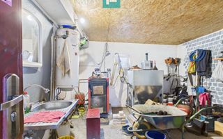 Casă frumoasă la Iratoș la preț bun - Poză 29