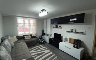 APARTAMENT DE VANZARE IN SIRET – 4 camere | Etaj 1 - Poză 12