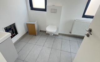 Apartament 3 camere zona Crisan , etaj 1, prima inchiriere - Poză 4