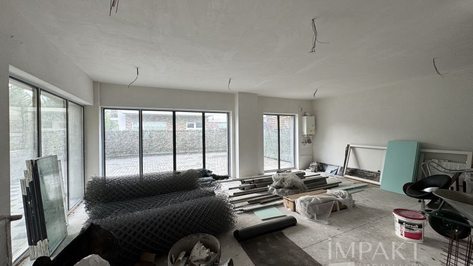 Spatiu comercial de 62 m2 cu terasa de 52 m2 in Borhanci - Poză 3