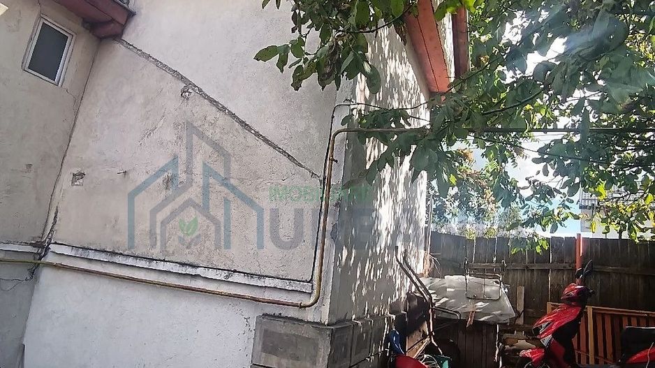 Casă de vânzare în Iași, zona Țicău, lângă Sărăriei - 123 mp + beci și 600 mp teren - Poză 4