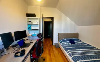 Penthouse cu scara interioară | Parcare și Boxă | Valea Chintaului - Poză 14