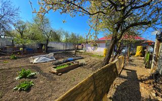 Casă 4 camere, 685 mp teren, renovată 2011 – Mănești, Zalhanaua - Poză 10