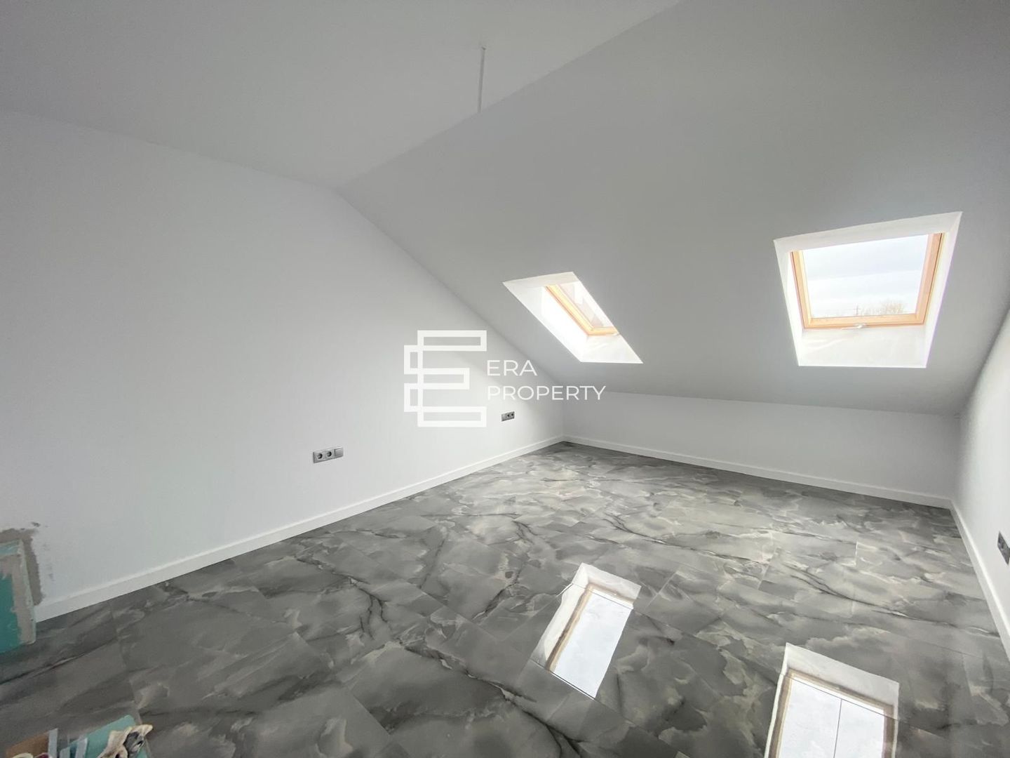 Casă intabulată, 5 camere, curte, pompă de căldură – la cheie- Cristian - Poză 9