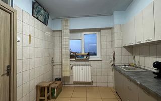3 Camere 70mp - Partial Renovat - Metrou Aparatori la 1 Min - Poză 5