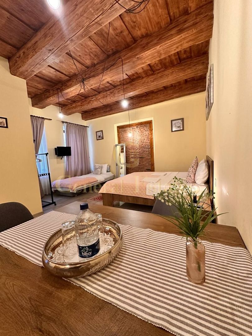 Apartament spre vanzare amplasat la doar 2 minute de Piata Sfatului - Poză 1