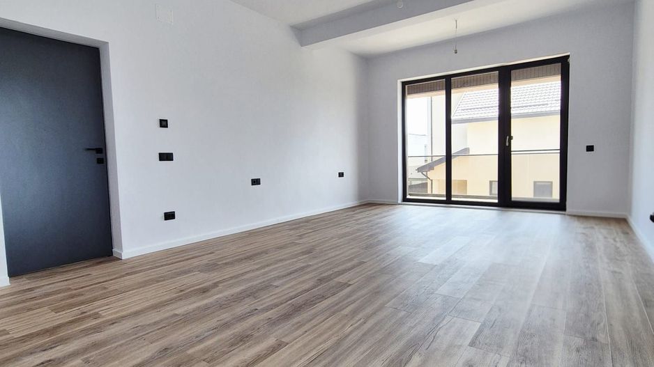 Vila TUNARI MODERNA, Luminoasa, Zona EXCELENTA - Poză 9
