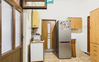 Casă la curte comună, zona Iosefin - Poză 6