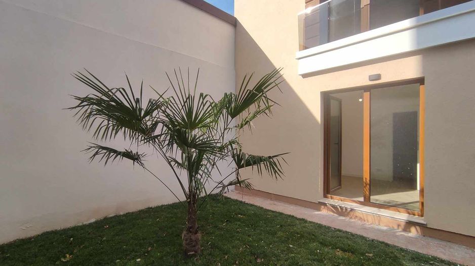 Vanzare apartament 3 camere cu gradina la 5 minute de metrou - Poză 5