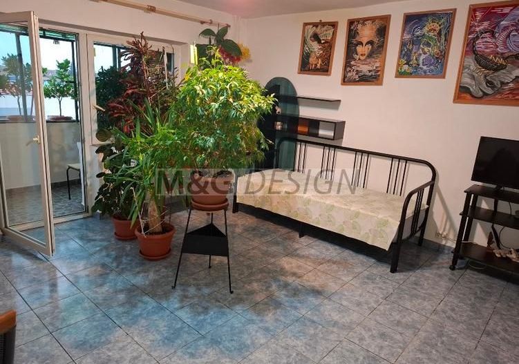 Apartament cu o camera zona Lunei - Poză 1