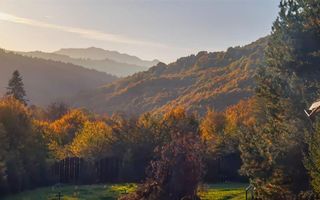 Teren intravilan, platou, vedere superba, ideal constructie casa de vacanta - Poză 2
