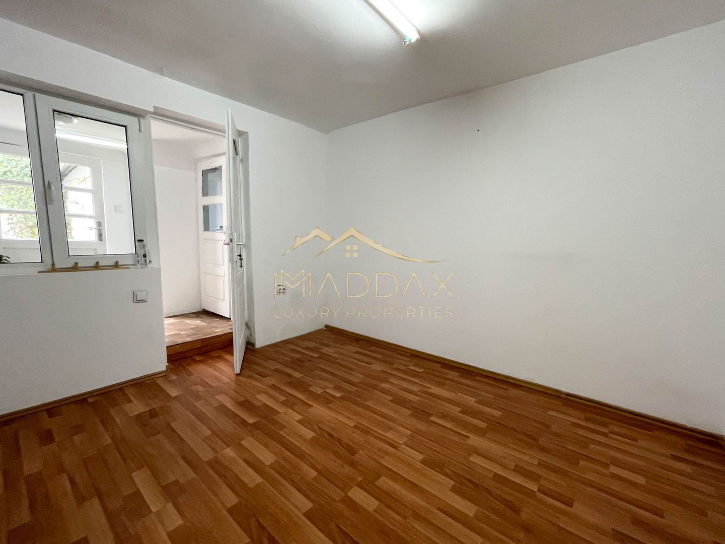 Spatiu Comercial Stradal + ***Terasa 30mp***// Dorobanti - Poză 5