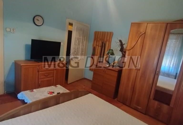 Apart la casa Bogdanestilor  curte  acces cu masina centrala proprie - Poză 5