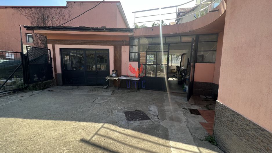 Teren+Casa zona Km 0 Craiova Ideala pentru Spatiu Comercial - Poză 4