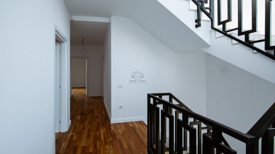 VILA SUPERBĂ CU 4 DORMITOAARE ȘI PISCINA LA INCHIRIERE - Poză 16