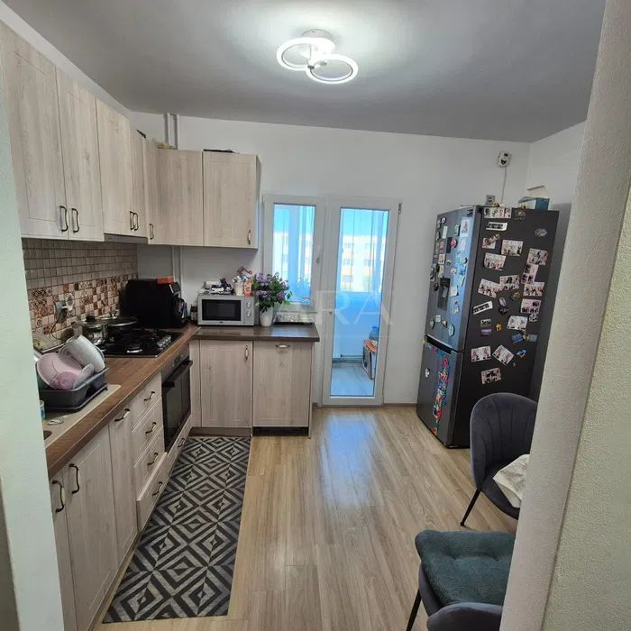 Apartament 2 camere decomandat, Între Lacuri, aproape de Iulius Mall. - Poză 2