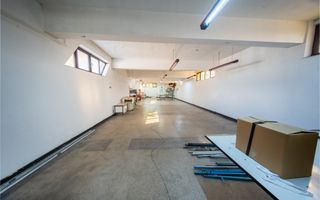 Clădire comercială cu potențial major de dezvoltare - Săveni, Botoșani - Poză 7