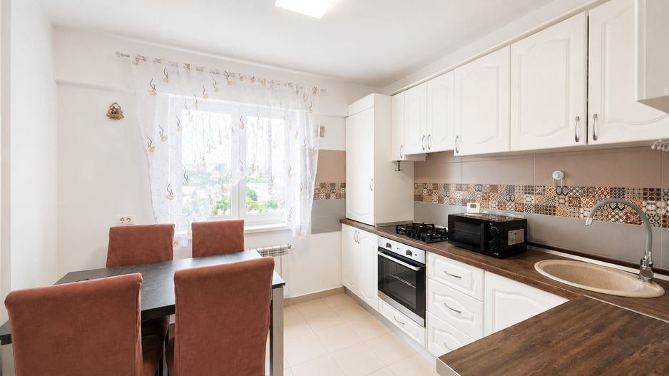 Apartament 2 camere dec 55 mp Conest Tudor Vladimirescu 500 euro - Poză 4